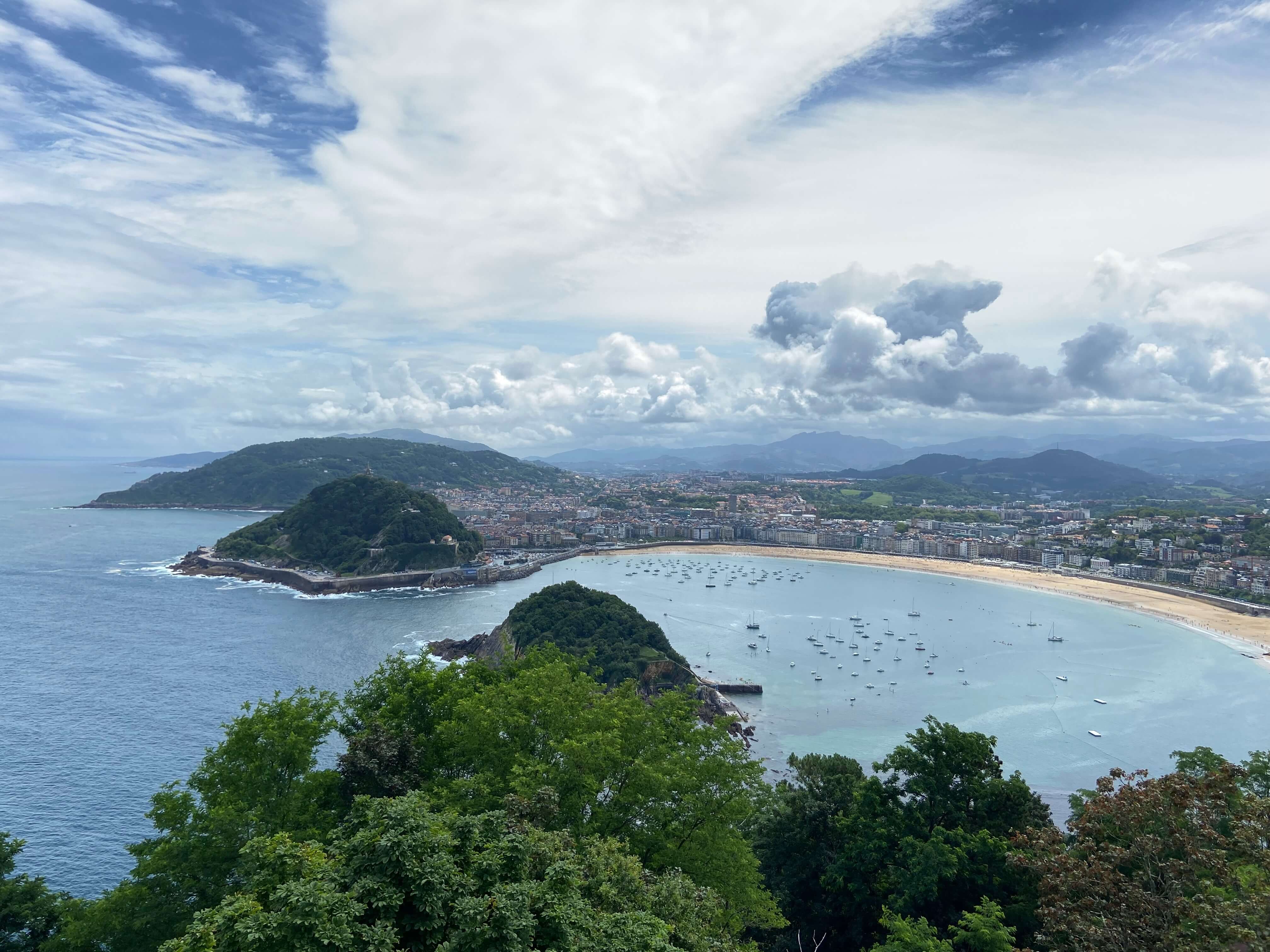 Do a short-term Spanish course abroad: why you should study Spanish at Lacunza International House San Sebastian
