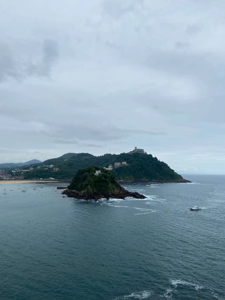 Isla de Santa Clara San Sebastian